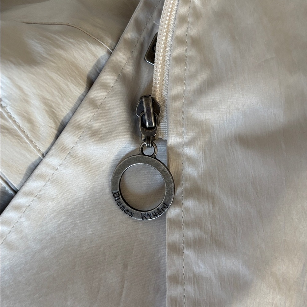 BIANCA NYGARD Vintage Silver Trench Coat Ruffled Collar Shoulder Pads - Picture 6 of 10